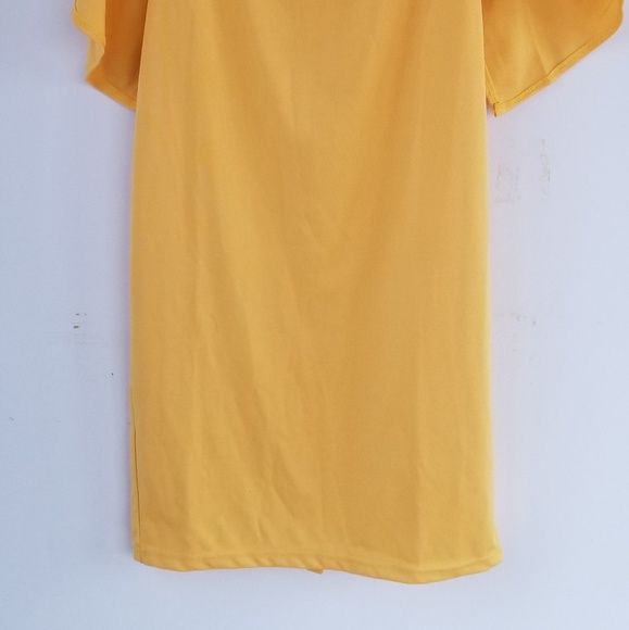 Off shoulder cape dress - Picture 3 of 3